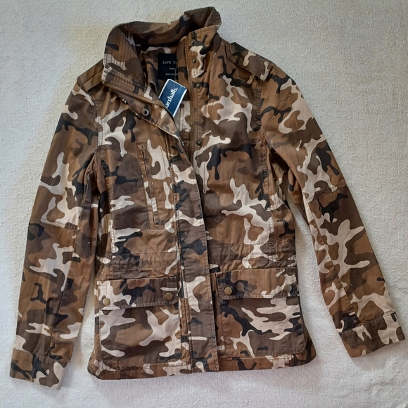 love tree ♡ camo jacket - Picture 1 of 12